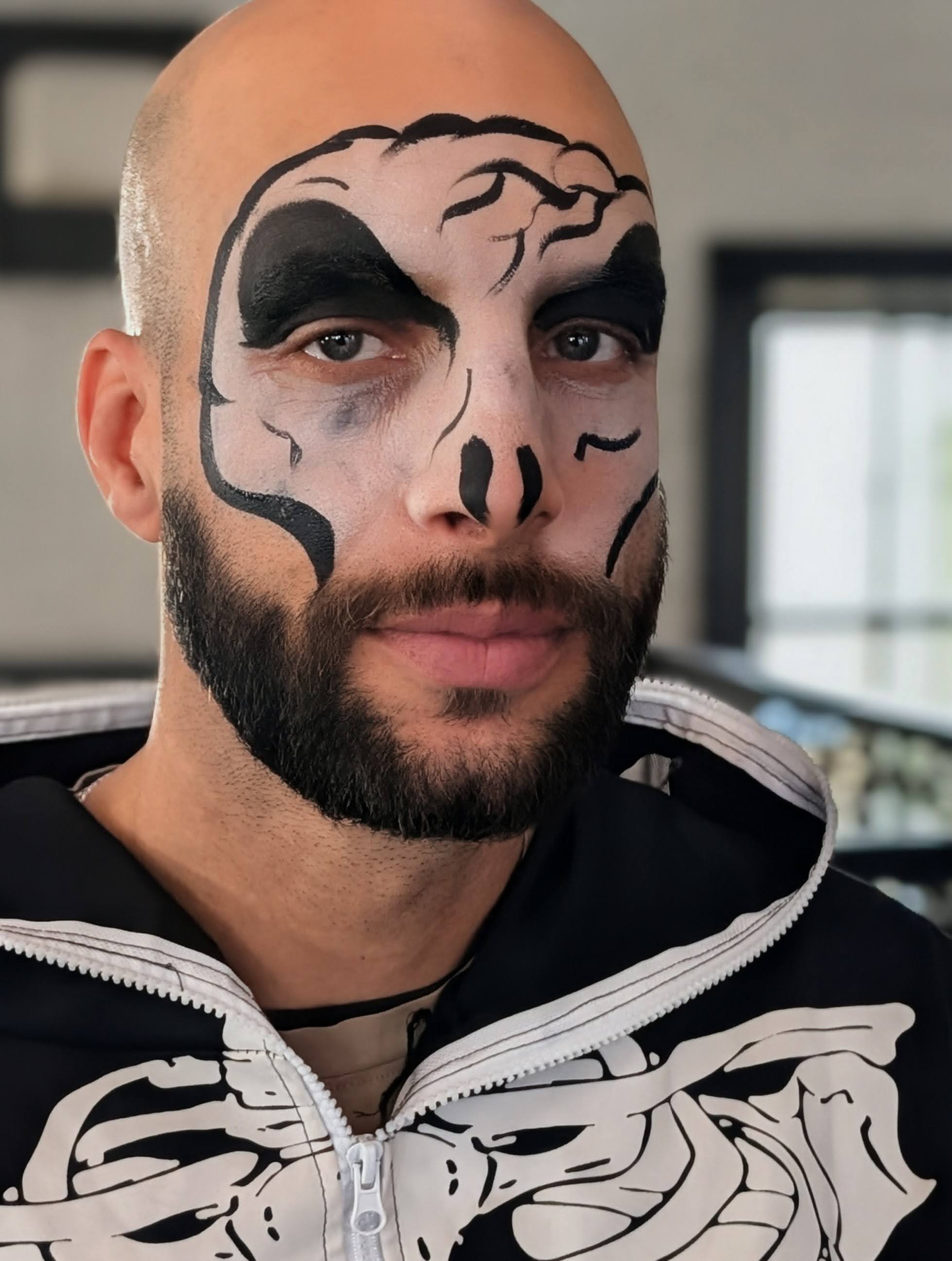 Adult face painting staten island - Staten Island Magicians by Binx