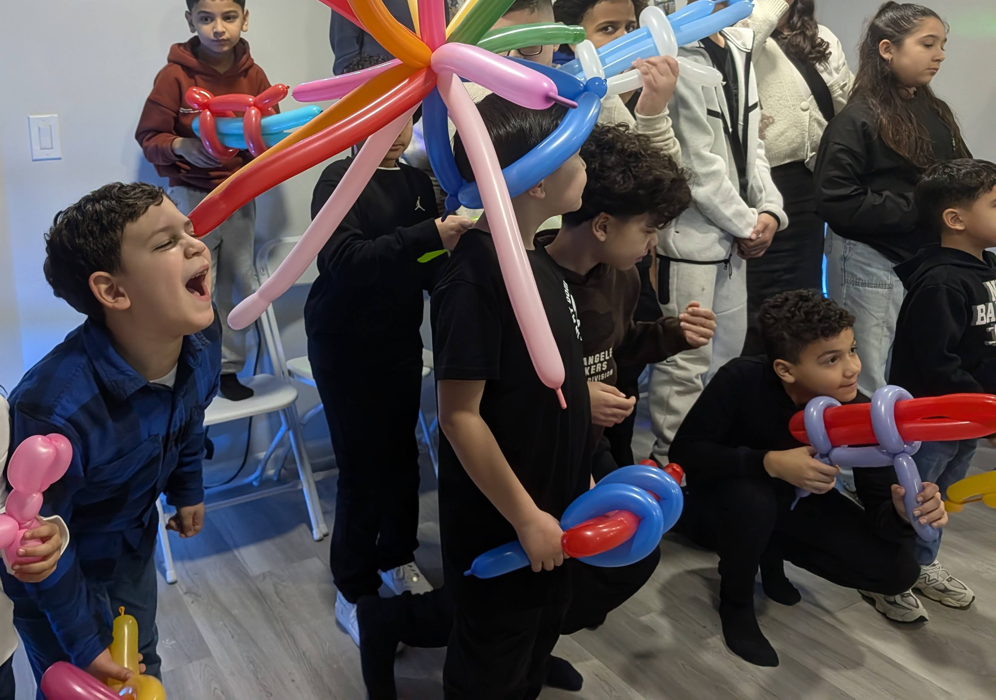 Birthday magicshow - Staten Island Magicians by Binx