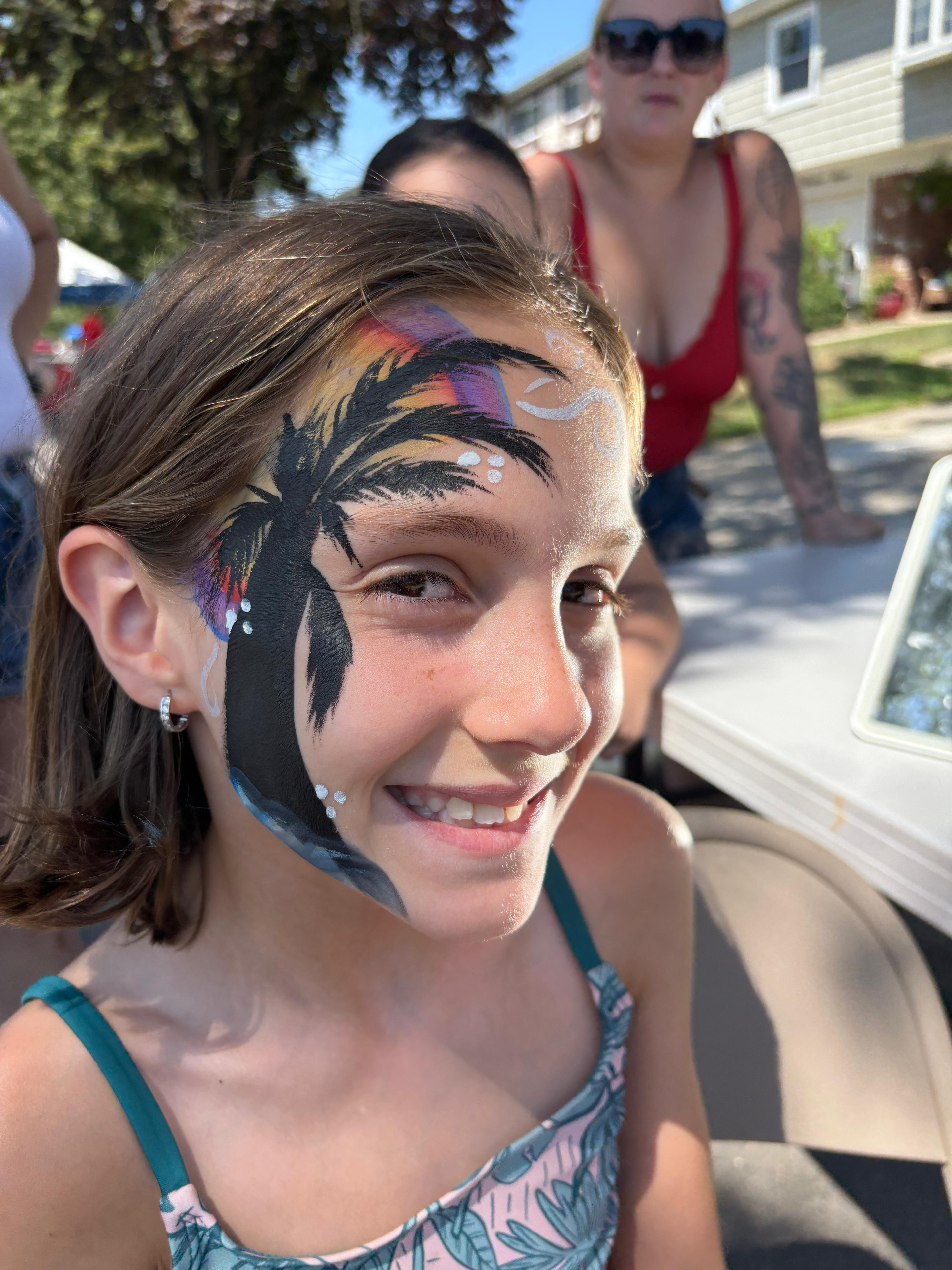 Face painting palm trees staten island - Staten Island Magicians by Binx
