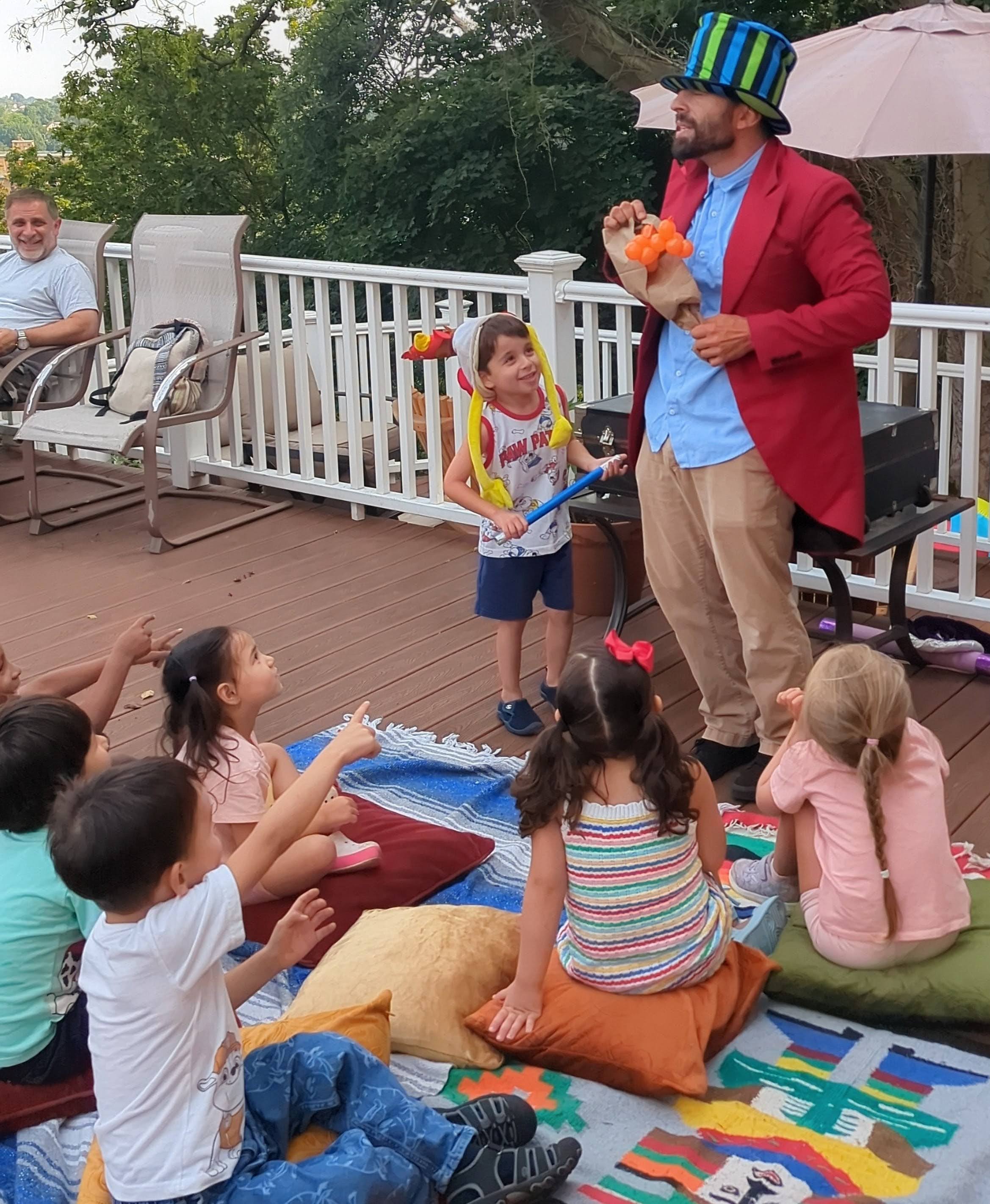 Magician staten island with audience - Staten Island Magicians by Binx
